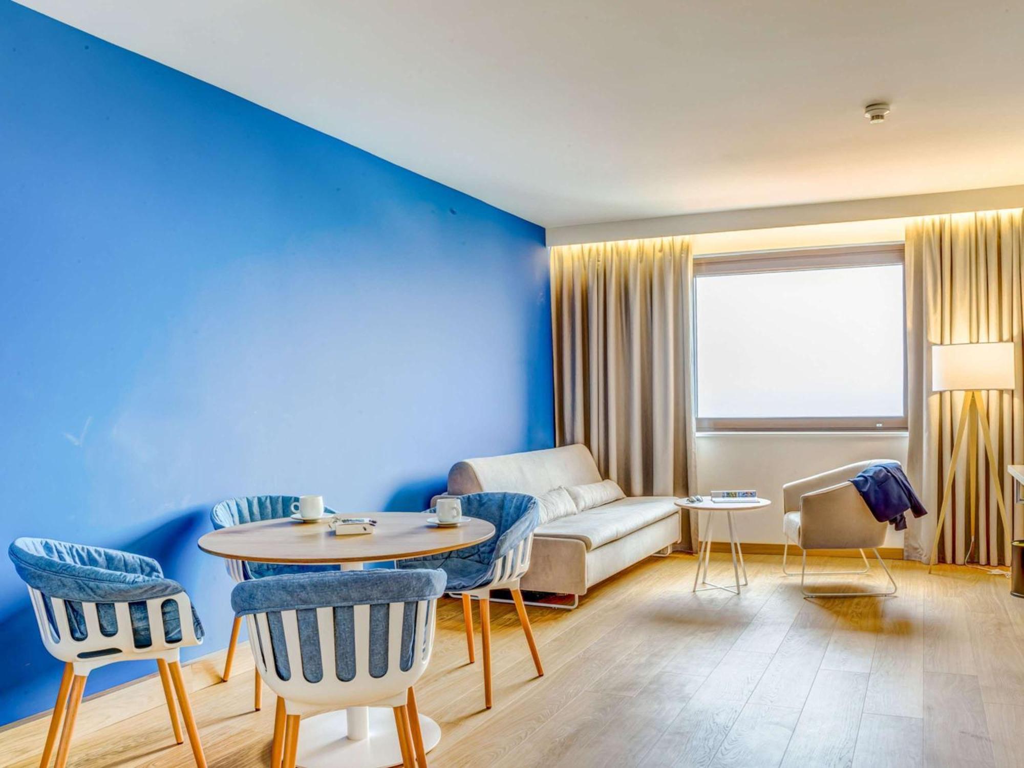 Novotel Marina Готель